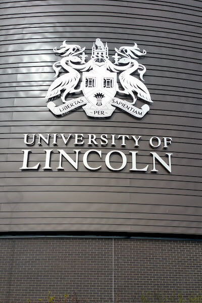 University of Lincoln - SignChain
